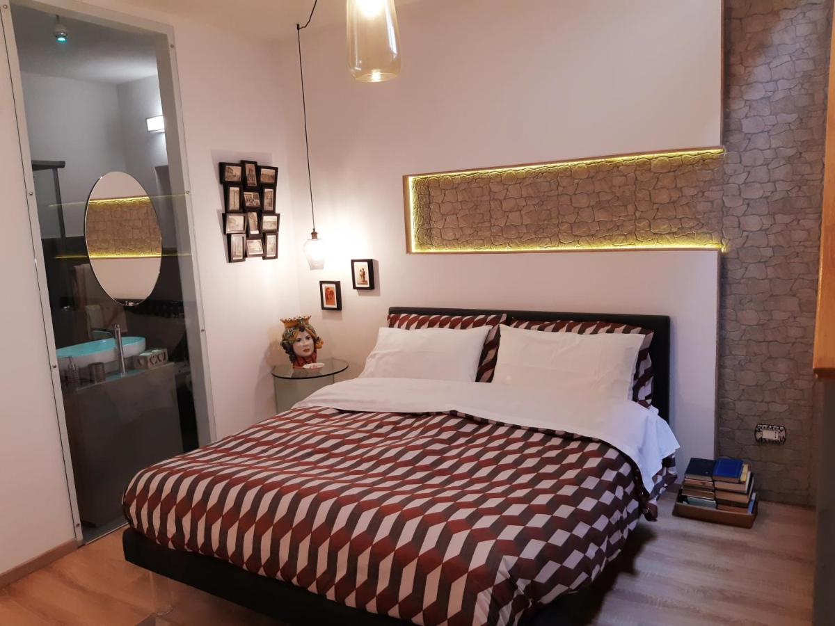 דירות סירקוזה Galena Charme Luxury Terrace מראה חיצוני תמונה